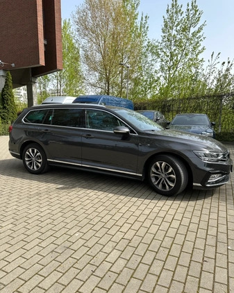 Volkswagen Passat cena 155000 przebieg: 29500, rok produkcji 2022 z Brzeszcze małe 154